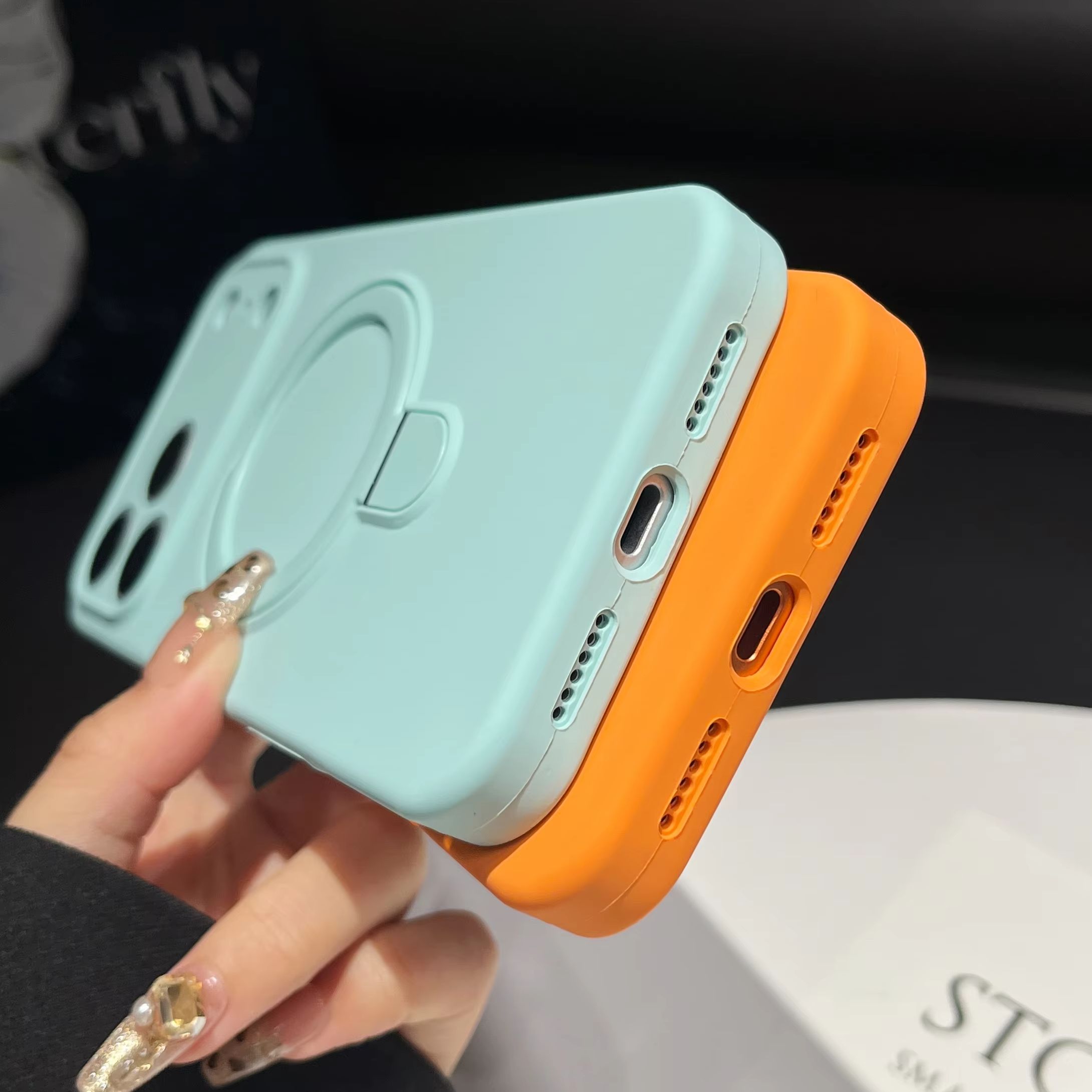 Luxury Original Liquid Silicon - đánh giá và giá Ring Stand Case